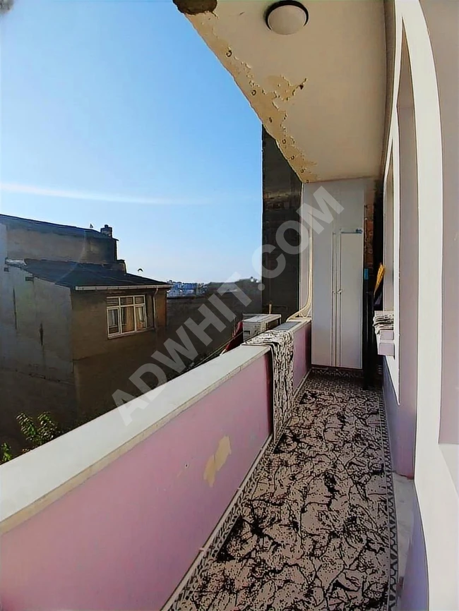 KUŞTEPE BİLGİ ÜNİVERSİTESİ KARŞISINDA.ANA CADDE KENARINDA 2+1