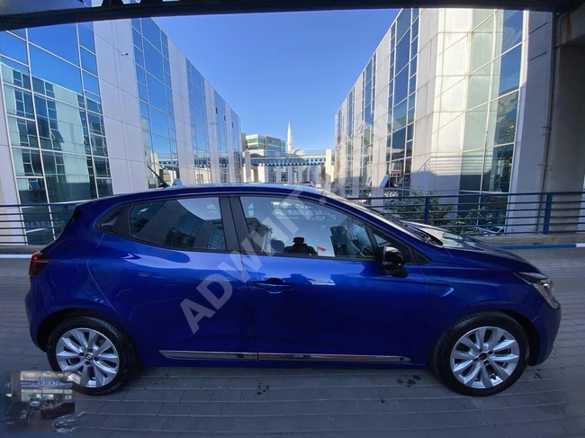 2023 RENAULT CLİO TOUCH 1.0 TCE DEĞİŞENSİZ CAR PLAY