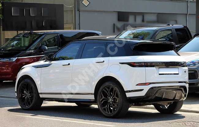 سيارة EVOQUE P300E R-DYNAMIC SE MERIDIAN DISTRONIC - تسخين