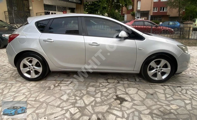 سيارة OPEL ASTRA J 1.3 موديل 2012 - ديزل - بقوة 95 حصان - الشكل الجديد -
