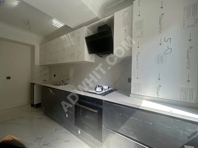 AYBARS'TAN MODADA YENİ BİNADA KAPALI OTOPARKLI 3+1 DAİRE