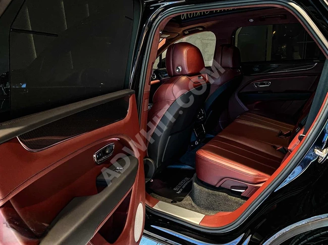 BYCAR 2023 BENTAYGA V8 BLACK CRYSTAL CARBON