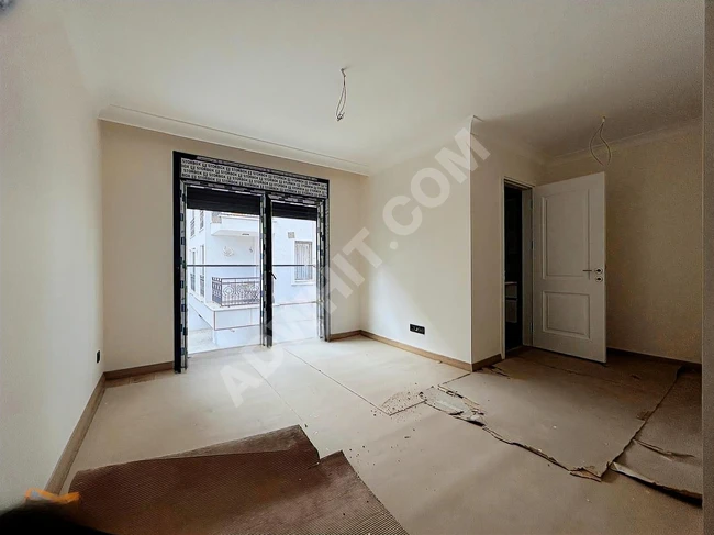 AYBARS'TAN MODADA YENİ BİNADA KAPALI OTOPARKLI 2+1 DAİRE