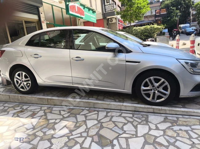 ZAFER OTOMOTİV'den 2017 1.5 DCİ OTOMATİK...