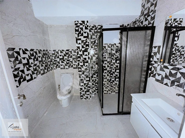1 LEVENT METRO ARKASI ANA CADDEDE KİRALIK 2+1 DAİRE