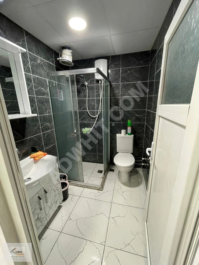 1 LEVENT METRO ARKASI ANA CADDEDE KİRALIK STÜDYO DAİRE