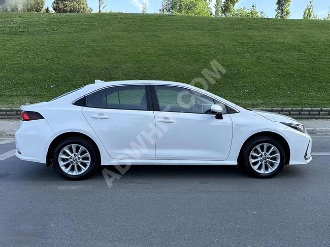 2022 Model Toyota Corolla 1.8 Hybrit Dream Servis Bakımlı EMSALS