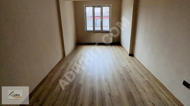 1 LEVENT METRO ARKASI ANA CADDEDE KİRALIK 2+1 DAİRE