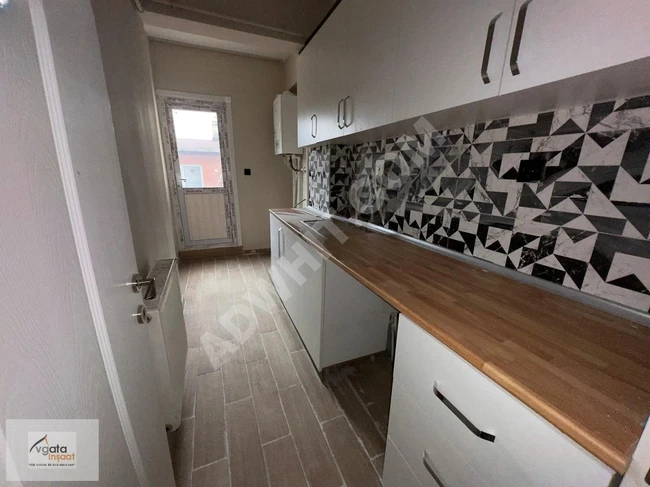 1 LEVENT METRO ARKASI ANA CADDEDE KİRALIK 2+1 DAİRE