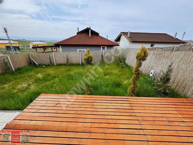 AKYURT YILDIRIM'DA 400M2 İMARLI ARSA VE 2 ADET HAZIR BUNGALOV