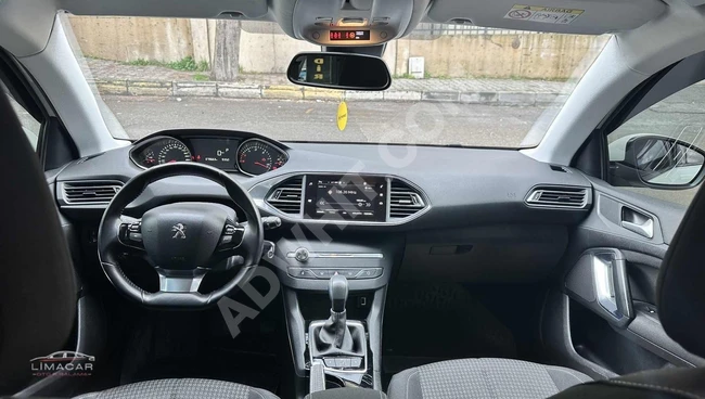 سيارة للايجار  Peugeot 308 GOLF7.5 أوتوماتيك