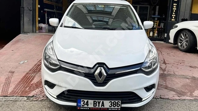 سيارة للايجار  Peugeot 308 GOLF7.5 أوتوماتيك