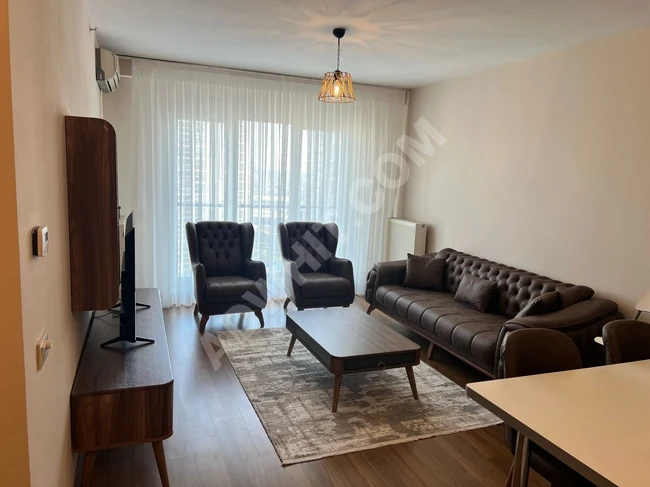 Başakşehir Agaoğlu Sitesi'nde yıllık kiralık eşyalı daire.