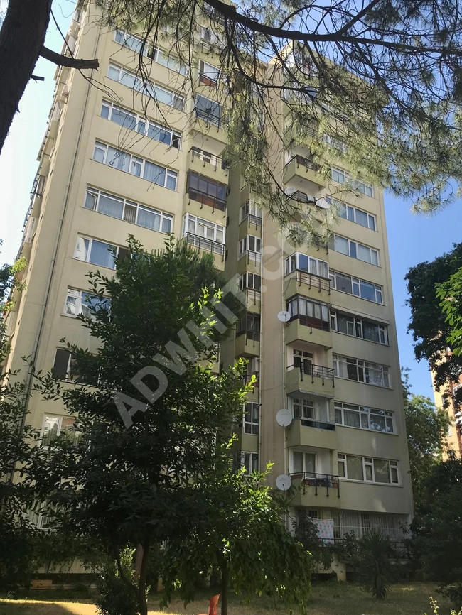 شقة 3+1 للبيع في مجمع DERYA بجوار المترو في KOZYATAĞI
