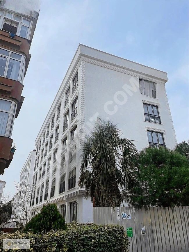 Büyükçekmece Fatih Mahallesi'nde Teraslı Dubleks Satılık Daire