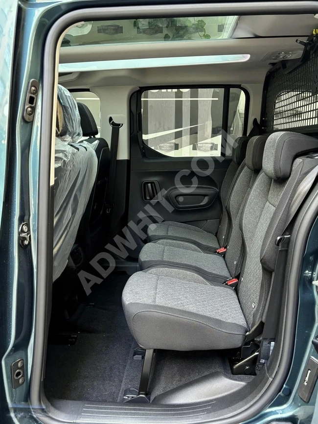 ORAS'DAN 2025 MODEL OPEL COMBO ULTİMATE CAM TAVAN %20 FATURALI