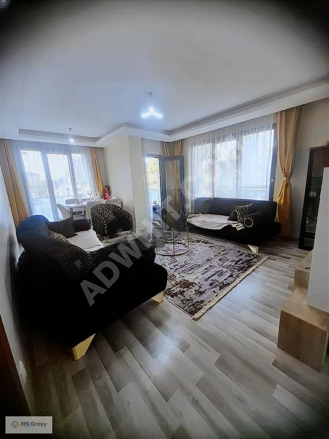 Beylikdüzü kısa katlı site içinde 2+1 satılık 120m2 daire