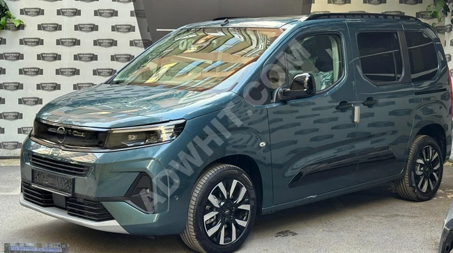 ORAS'DAN 2025 MODEL OPEL COMBO ULTİMATE CAM TAVAN %20 FATURALI