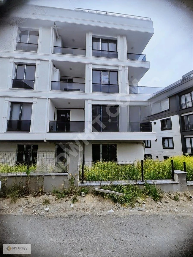 Beylikdüzü kavaklı yeni bina 3+1 kiralık daire 150 m2
