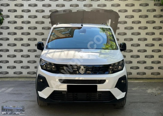 ORAS'DAN 2024 MODEL PEUGEOT RİFTER ALLURE YENİ KASA
