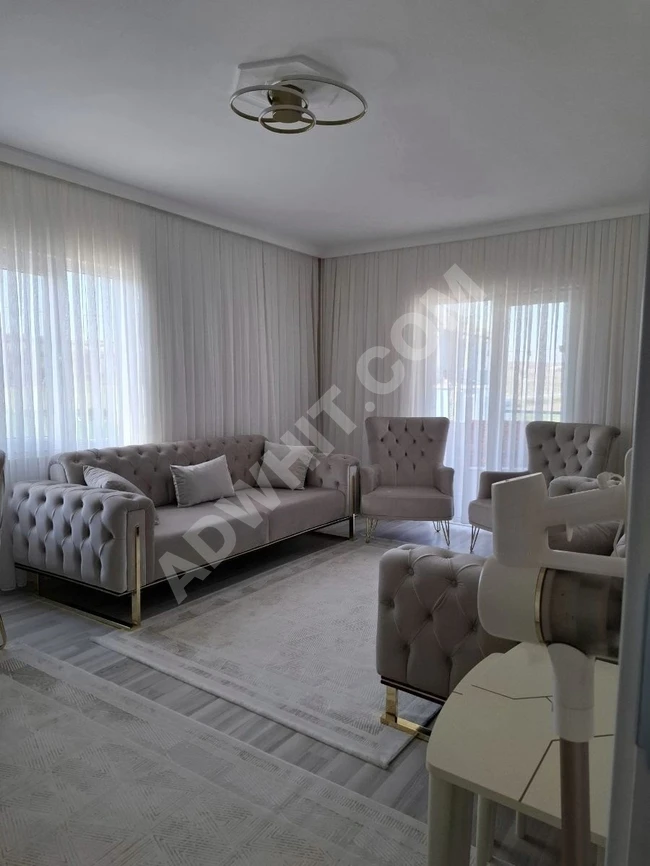LÜLEBURGAZ KIRIKKÖYDE 318 M2 ARSA ÜZERİNDE 3+1 LÜKS EŞYALI EV