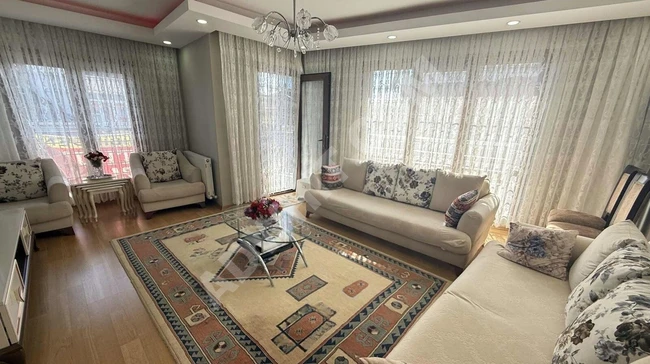 GÜNEY EMLAK'TAN SATILIK ASANSÖRLÜ BAĞIMSIZ GİRİŞLİ DUBLEX