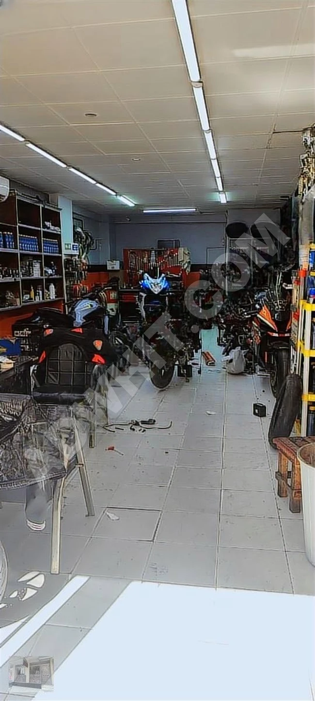 BAHÇELİEVLER ŞİRİNEVLER'DE HER İŞE UYDUN İSKANLI DÜKKAN İŞYERİ