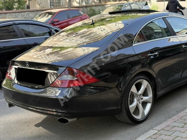 سيارة MERCEDES - BENZ CLS 320 CDI موديل 2006 بقوة 224 حصان