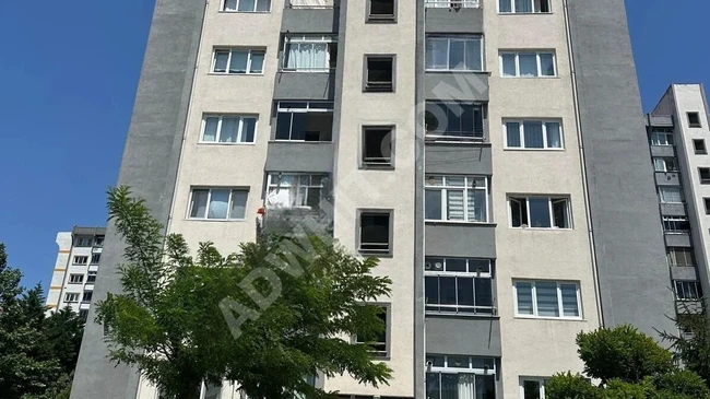 شقة للبيع داخل مجمع في Arnavutköy حي Hadımköy  بالقرب من المطار - مساحة 75 متر مربع، 2+1، الطابق السادس.