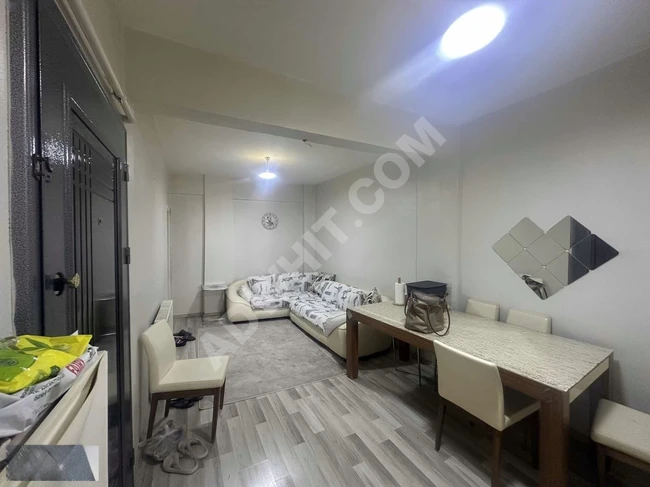 عاجل للبيع 3+1 في GAZİOSMANPAŞA يبعد عن ميدان دقيقة واحدة فقط.