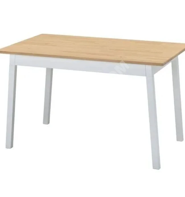 Beyaz renkli 4 sandalyeli IKEA mutfak masa takımı