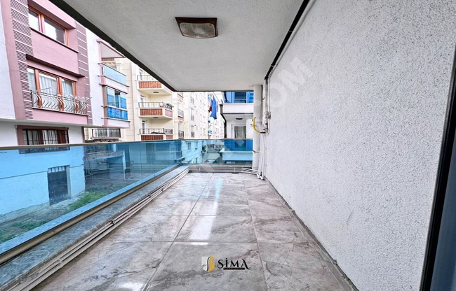 Apartment for sale in a small boutique complex in Istanbul at a very attractive price.