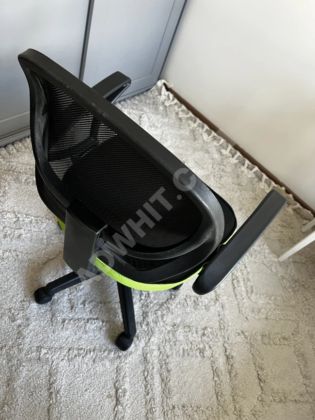 Dönebilen ofis sandalyesi