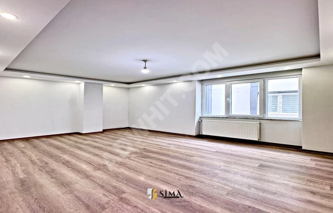 Apartment for sale in a small boutique complex in Istanbul at a very attractive price.