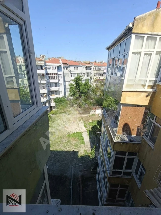 FATİH ŞEHREMİNİDE 1+1 ÇİFT ÇEPHE KOMBİLİ DAİRE