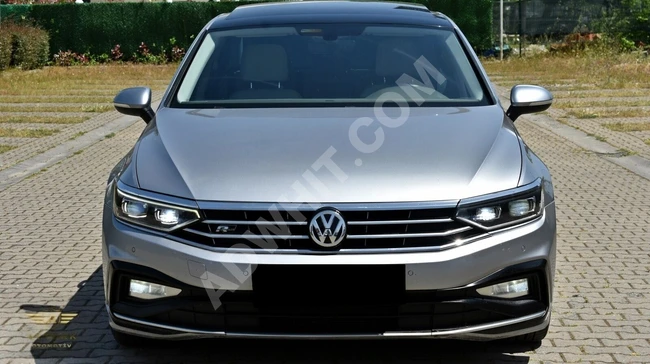 سيارة PASSAT R-LINE موديل 2020 تدفئة-ذاكرة-تدليك-شاشة عرض-سقف بانورامي - لا مثيل لها