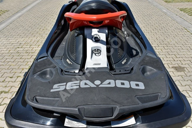 جيت سكي SEA DOO RXT RS 260 HP موديل 2014  مع نظام IBR، تحكم بالسرعة، ونظام تعليق.