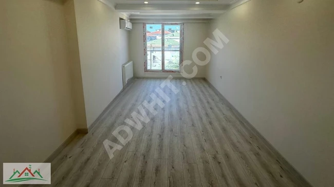 New 2+1 apartment with an area of 85 square meters, there is an elevator and a balcony, open facade in Kocamustafapaşa.
