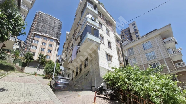 GALATA DERESİNDE ARA KAT GENÇ BİNA 2+1 SATILIK DAİRE