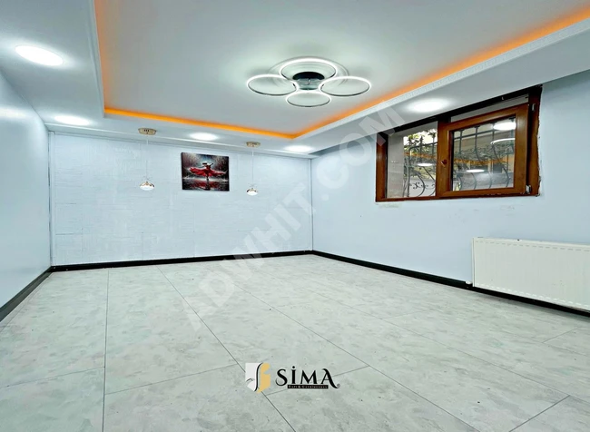 Apartment with garden near Metrobus for urgent sale... In Istanbul at an attractive price