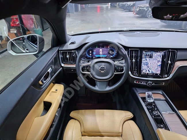 NARİN'DEN 2023 VOLVO V60 CROSS COUNTRY 2.0 B5 PLUS BRİGHT BAYİ