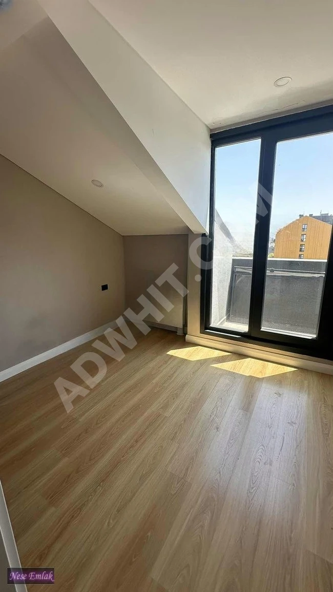 AVCILAR S3 FIRÜZE KONAKLARIN'DA 2+1 DUBLEX DAİRE BOŞ 125M2