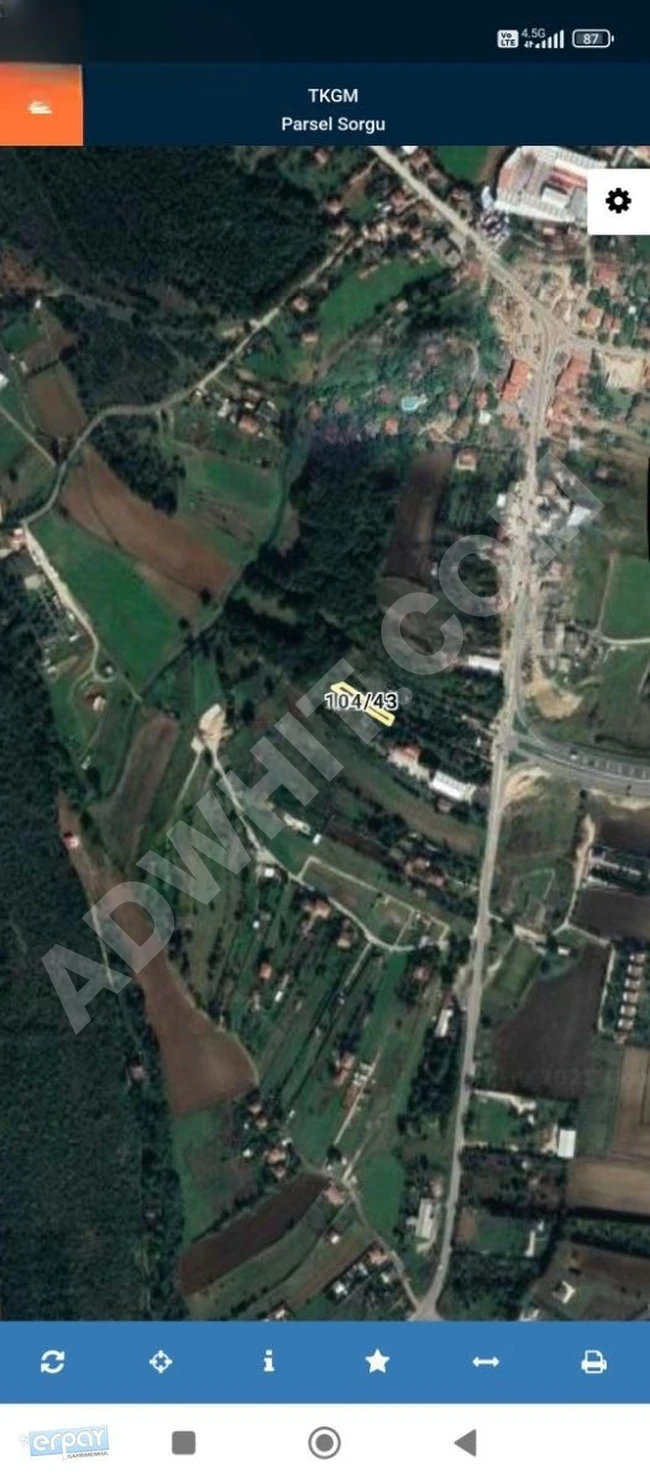 A ground floor apartment with an area of 623 square meters in the ÇATALCA SUBAŞI neighborhood next to the village, exchangeable with a car.