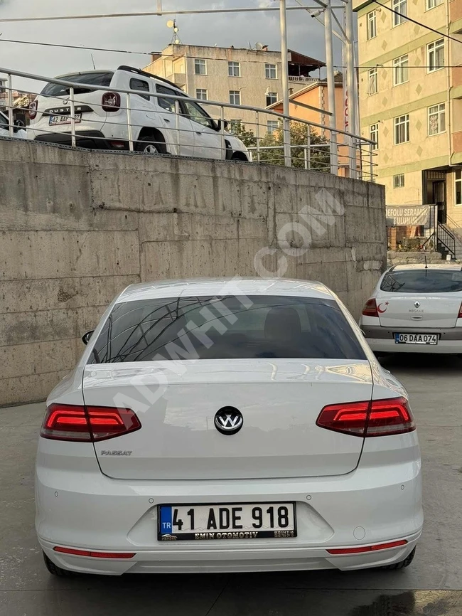 EMSALSİZ TEMİZLİKTE İLK SAHİBİNDEN DÜŞÜK KM PASSAT