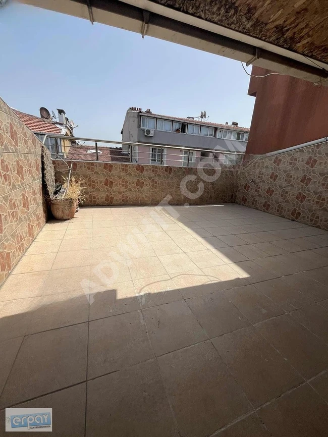 4+2 duplex for sale in KARLITEPE neighborhood