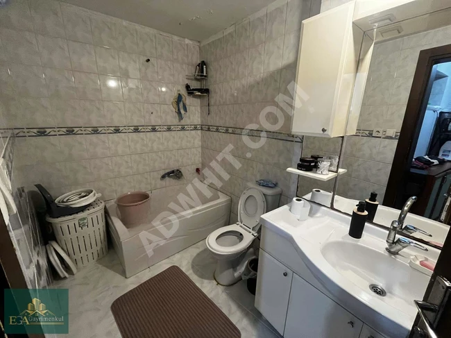 شقة 2+1 للبيع في KAĞITHANE ÇELİKTEPE، طابق وسط مع شرفة