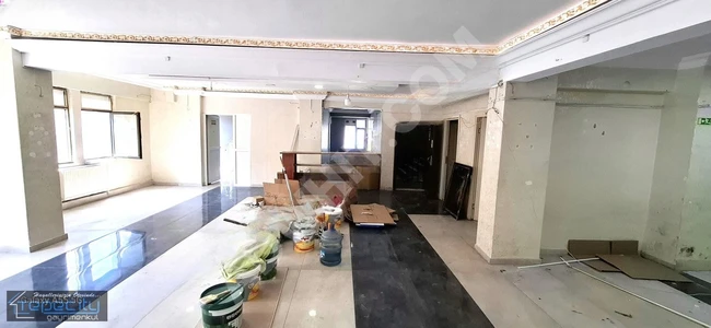 محل تجاري للإيجار بمساحة 700 متر مربع، واجهة على الشارع الرئيسي في BAĞCILAR GÜNEŞLİ