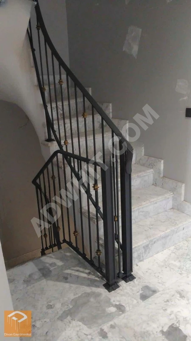 MAŞUKİYEDE SİTE İÇİ YENİLENMİŞ LÜKS 5+2 TRİPLEKS VİLLA SATILIK!