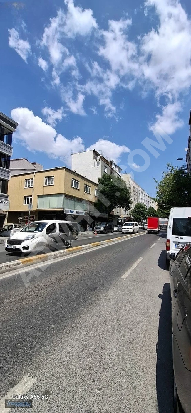 محل تجاري للإيجار بمساحة 700 متر مربع، واجهة على الشارع الرئيسي في BAĞCILAR GÜNEŞLİ