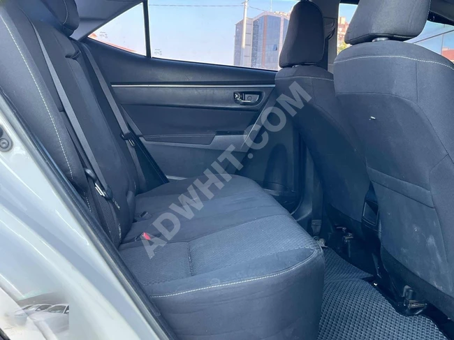سيارة TOYOTA COROLLA موديل 2014 أوتوماتيك